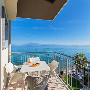Residenza Miralago By Wonderful Italy Apartmanhotel