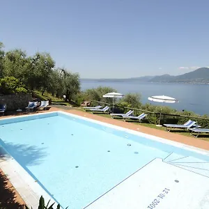 https://appartamenti-cavrie.hotelinveneto.com