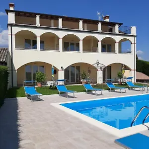 https://villa-benvenuto.hotelinveneto.com